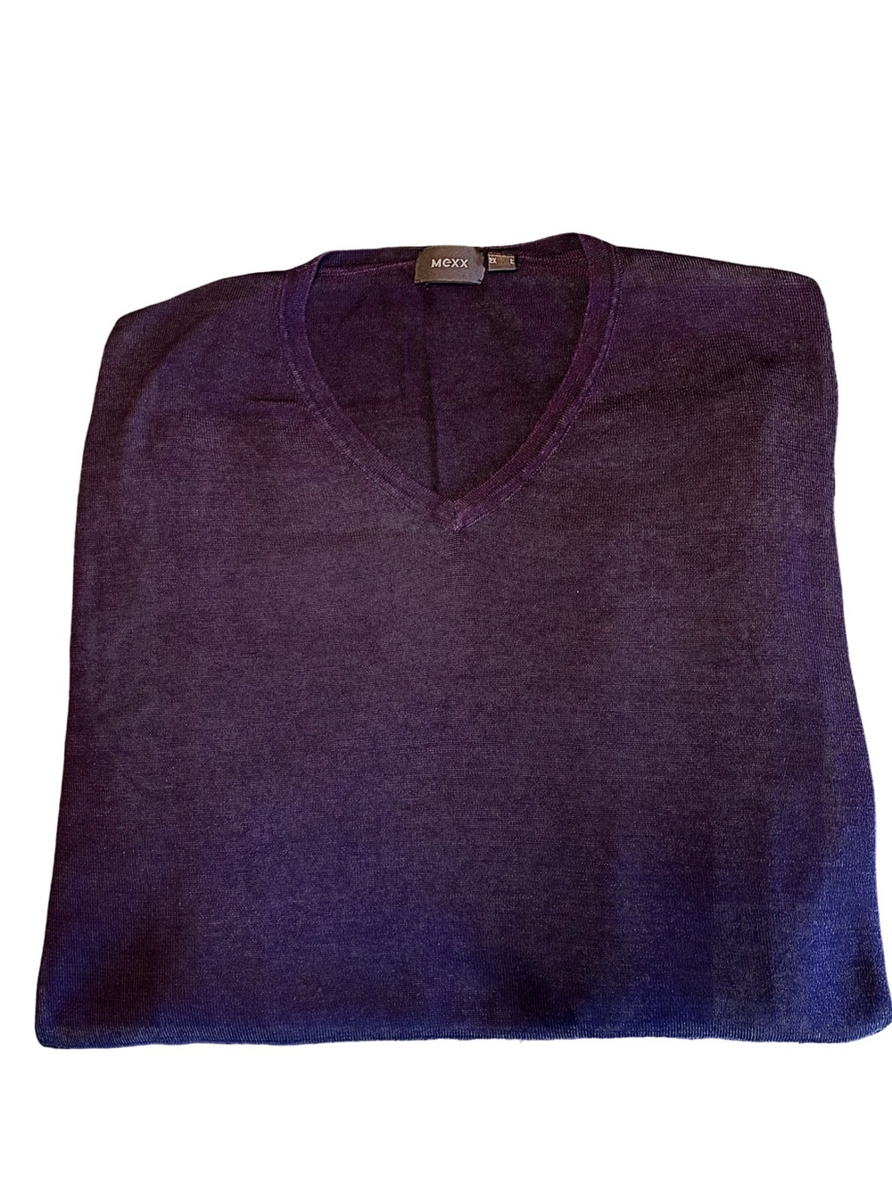 Mexx Men's V-Neck Lightweight Sweater in Deep Purple